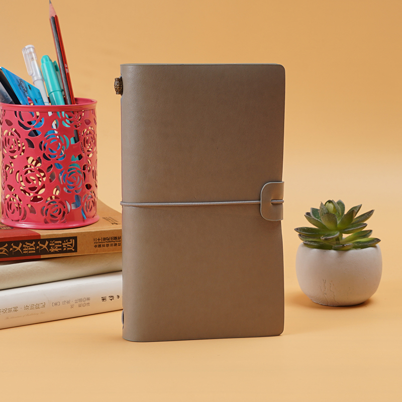Cuaderno minimalista de cuero PU