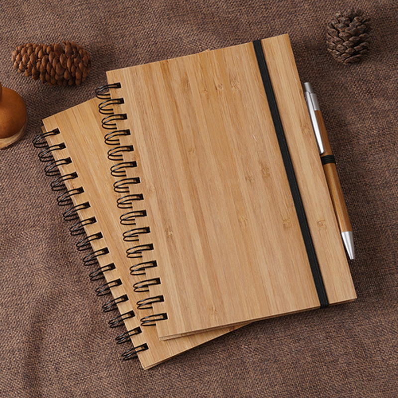Cuaderno original con bobina de madera