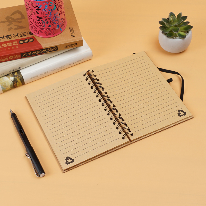 Cuaderno original con bobina de madera
