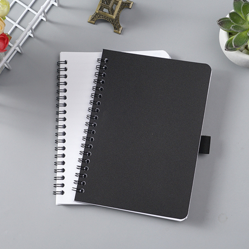 Cuaderno de bobina negra de PP